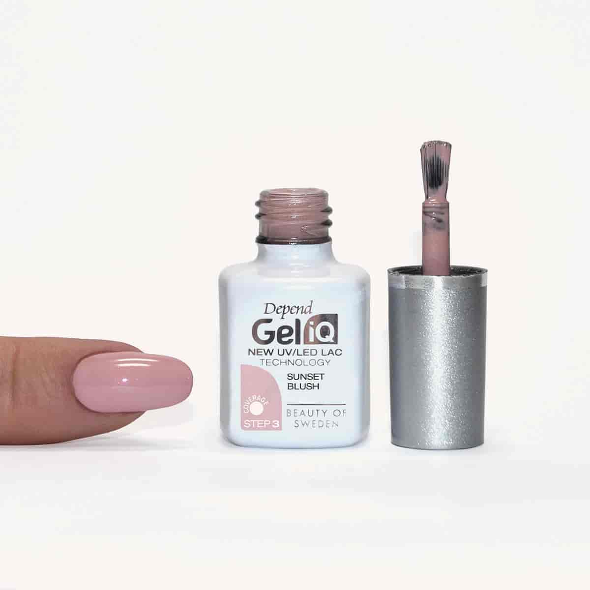 Gel iQ Nail Polish