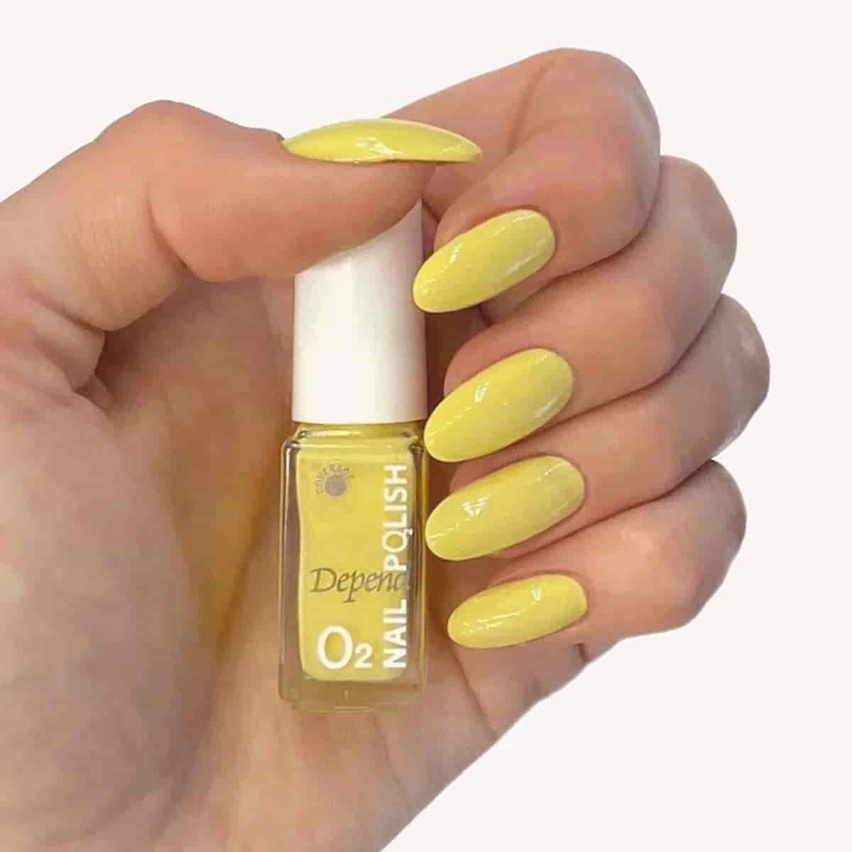 O2 Nail Polish